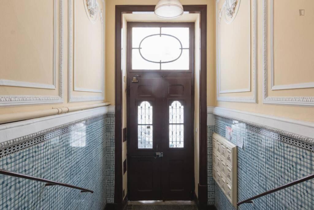 Sunny Terrace Apt, Close To Downtown! 2 Bedroom Flat Lissabon Exterior foto