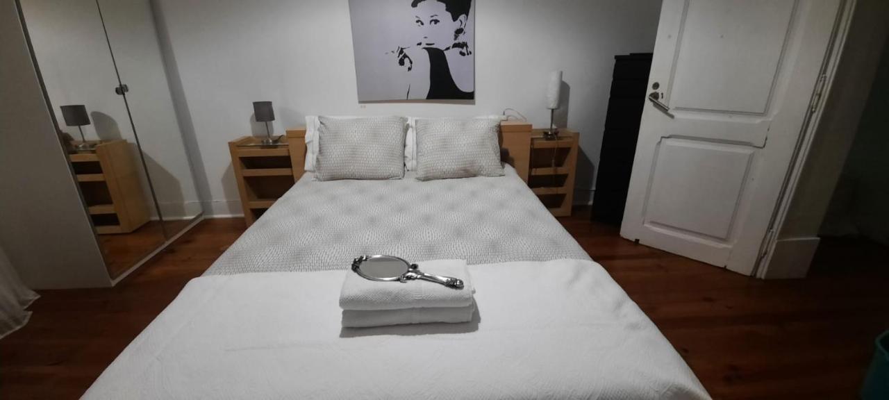 Sunny Terrace Apt, Close To Downtown! 2 Bedroom Flat Lissabon Exterior foto