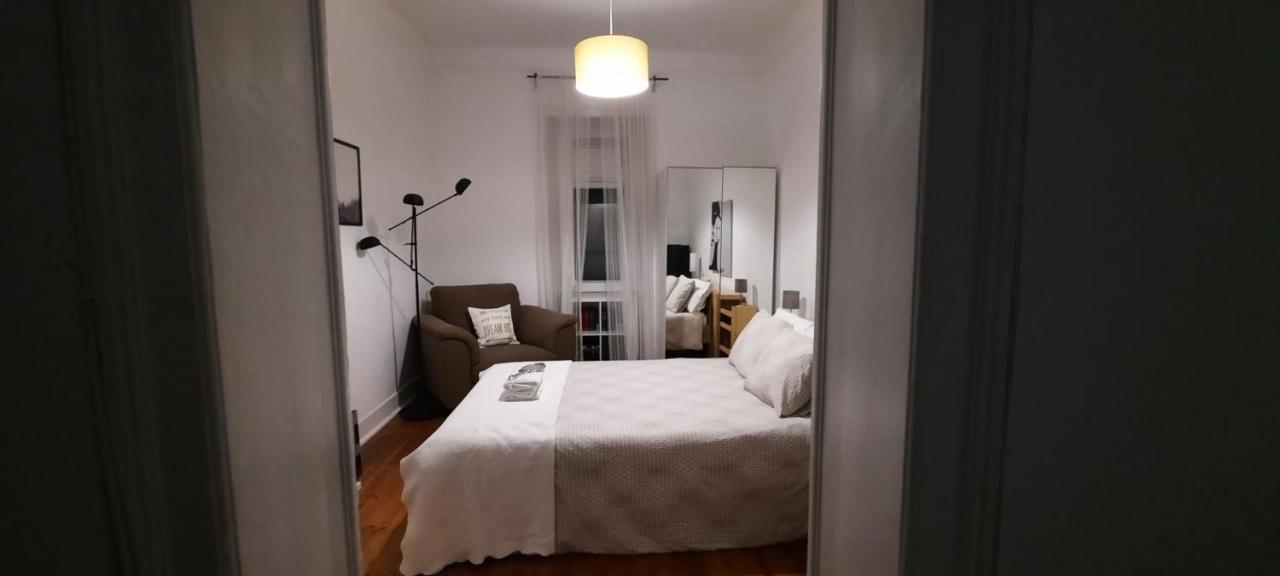 Sunny Terrace Apt, Close To Downtown! 2 Bedroom Flat Lissabon Exterior foto