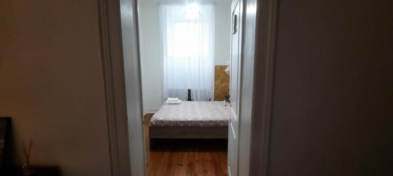 Sunny Terrace Apt, Close To Downtown! 2 Bedroom Flat Lissabon Exterior foto